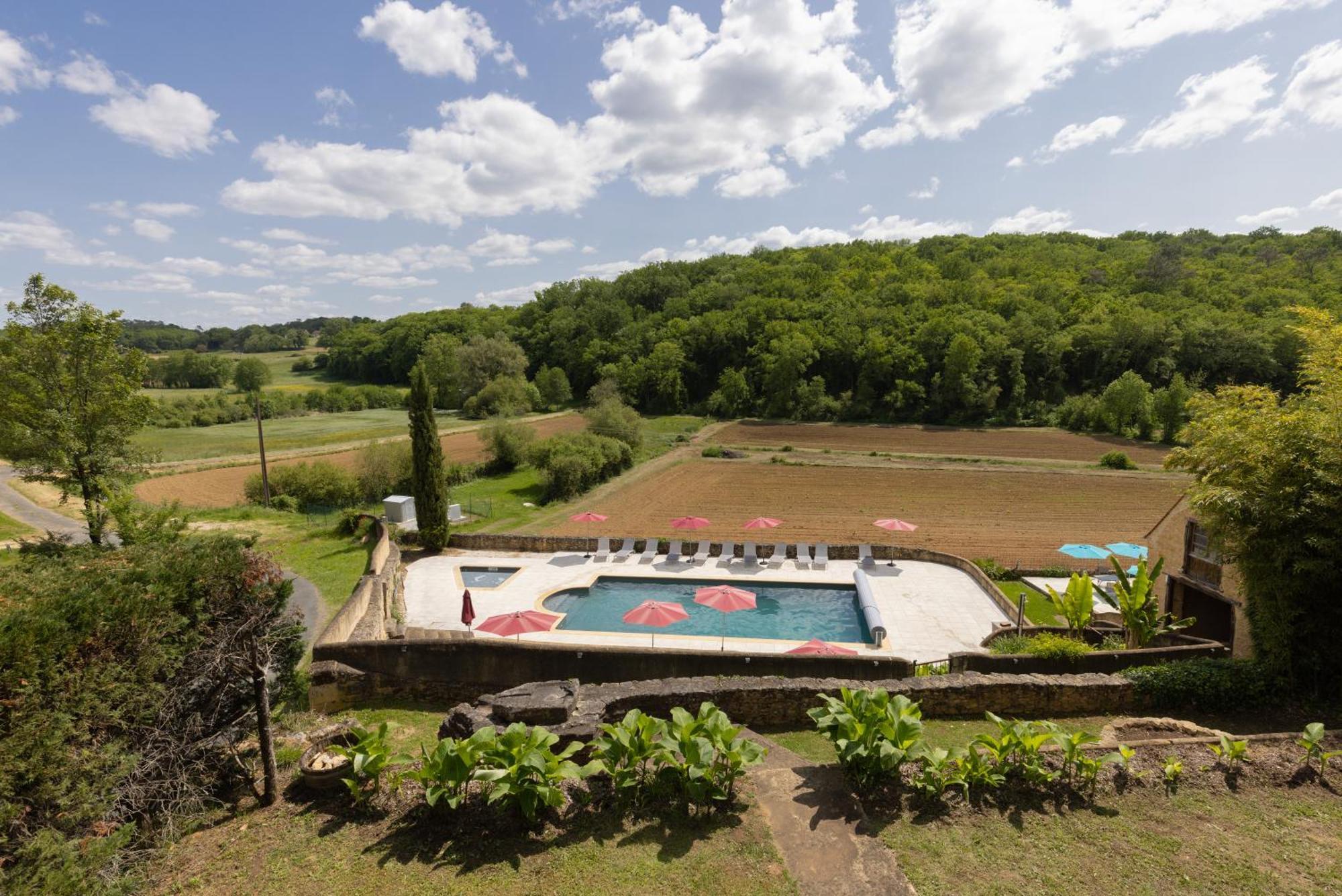 Domaine Les Maurelles Hébergement de vacances Milhac